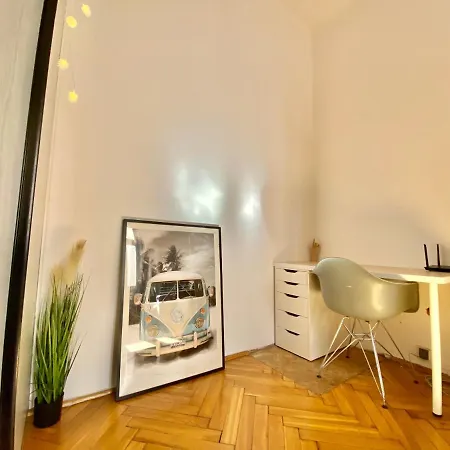 Cozy / Location / Centre Апартаменты *